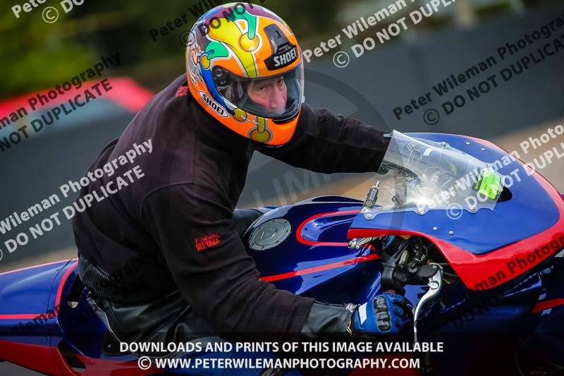 anglesey;brands hatch;cadwell park;croft;donington park;enduro digital images;event digital images;eventdigitalimages;mallory;no limits;oulton park;peter wileman photography;racing digital images;silverstone;snetterton;trackday digital images;trackday photos;vmcc banbury run;welsh 2 day enduro